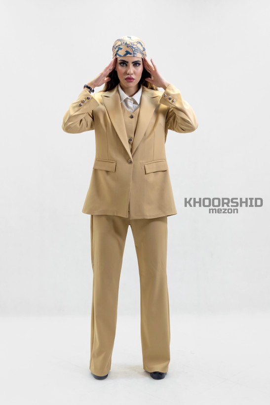 کت وشلوار زنانه کرم