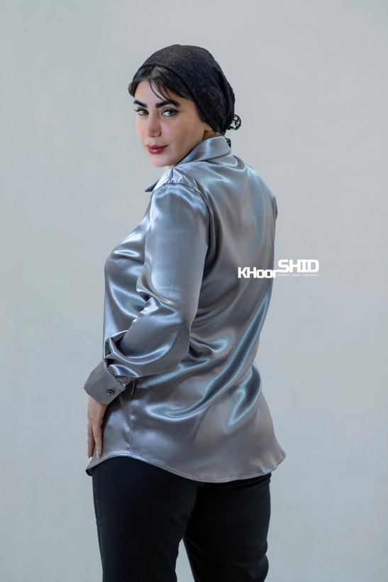 شومیز ساتن نقره ای